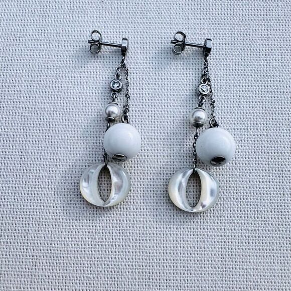 Fossil Dangle Earrings - Picture 1 of 4